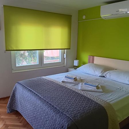 Apartman Tisno Zewnętrze zdjęcie
