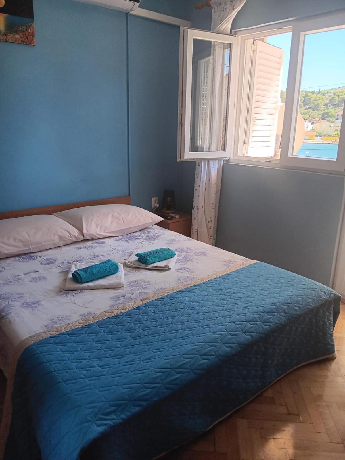 Apartman Tisno Zewnętrze zdjęcie