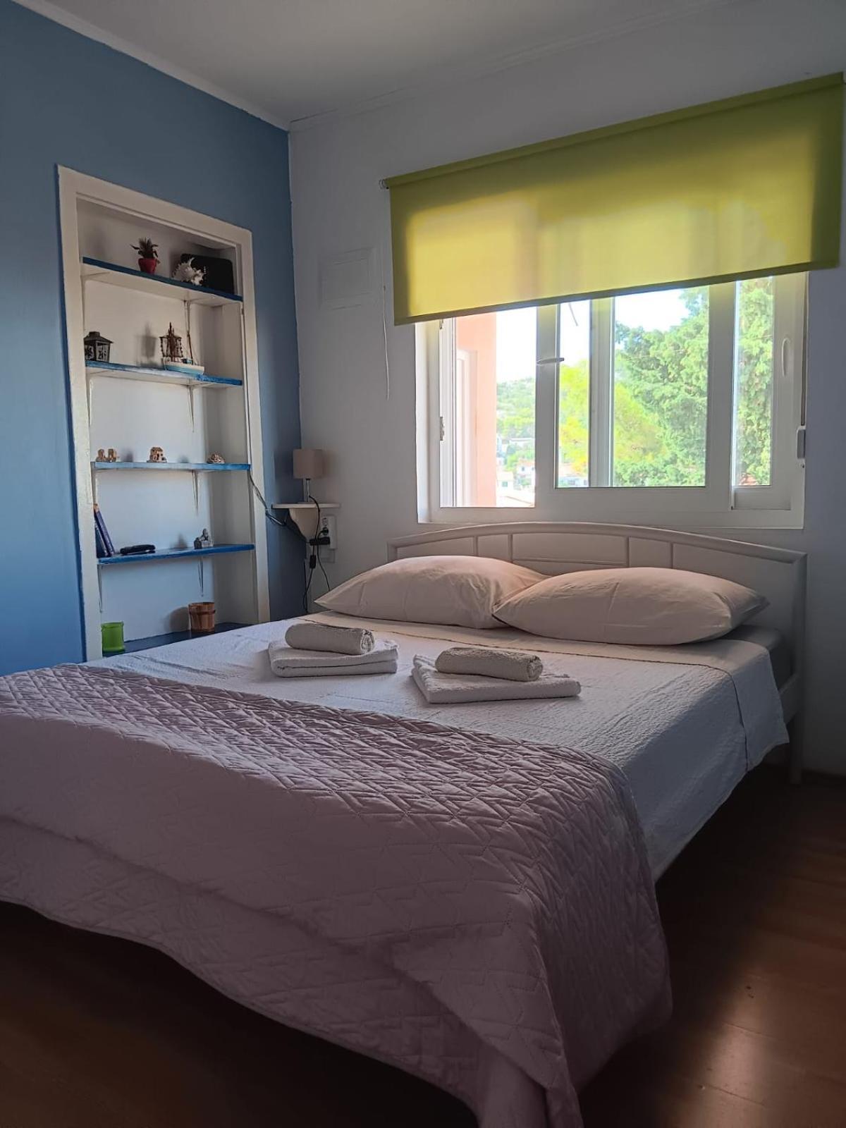 Apartman Tisno Zewnętrze zdjęcie