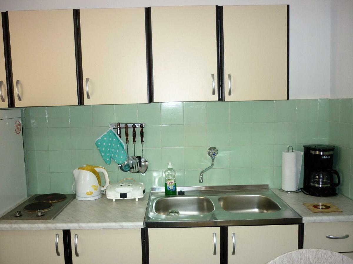 Apartman Tisno Zewnętrze zdjęcie