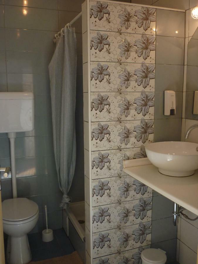 Apartman Tisno Zewnętrze zdjęcie